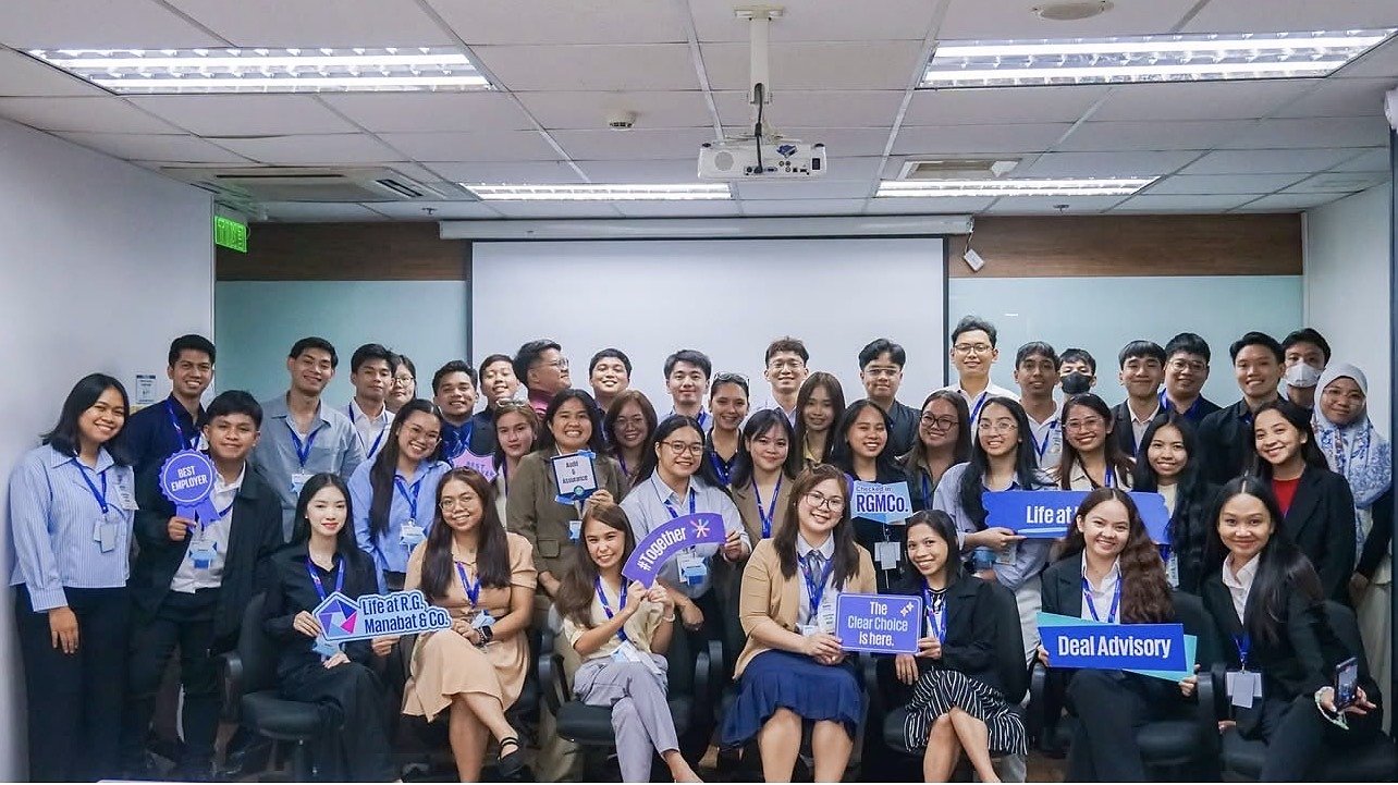 KPMG premium slide 1